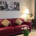 Apartment Trinity Four 1-bedroom Apts Centre