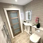 Trinity Four 1-bedroom Apts Centre Apartment