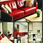 Apartment Trinity Four 1-bedroom Apts Centre