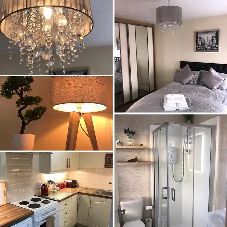 Daire Trinity Four 1-bedroom Apts Centre *
