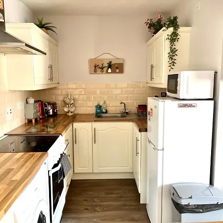 Trinity Four 1-bedroom Apts Centre דירה וואטרפורד