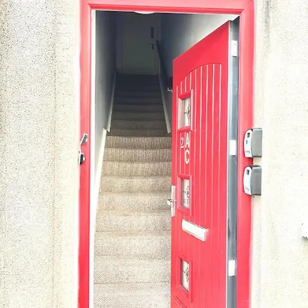 Daire Trinity Four 1-bedroom Apts Centre *