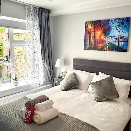 דירה Trinity Four 1-bedroom Apts Centre וואטרפורד