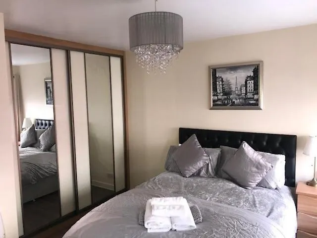 Trinity Four 1-bedroom Apts Centre Appartamento