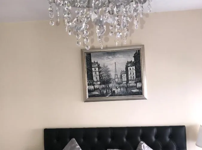 Trinity Four 1-bedroom Apts Centre Apartment *