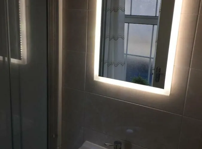 Apartment Trinity Four 1-bedroom Apts Centre *